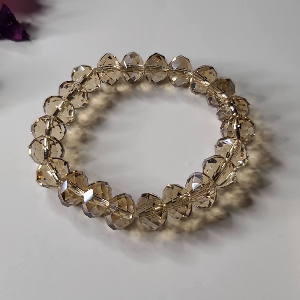 Elegant Crystal Bead Bracelet